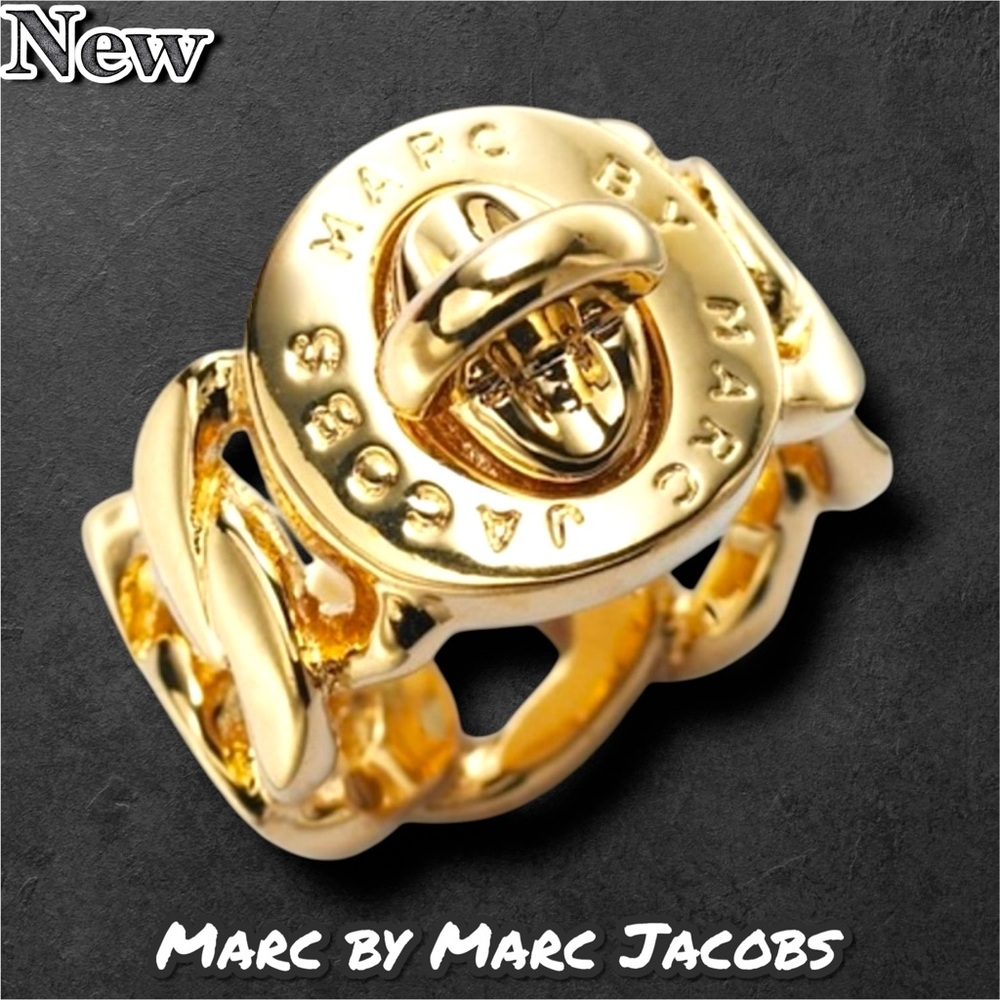 🔴New Marc by Marc Jacobs Gold Chain Link Turnlock “Chunky Katie” Ring Size 5/6